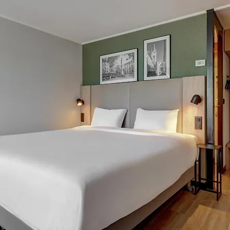 Campanile Aix-en-provence Est - Hotel 3*
