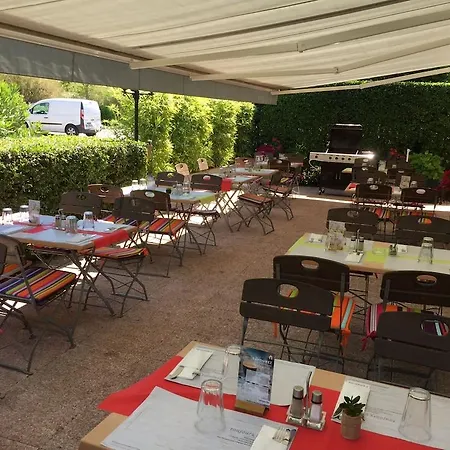 Hotel Campanile Nature - Aix En Provence 3*